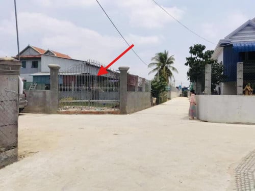 ដីឡូតិ៍​កាច់ជ្រុង លក់បន្ទាន់