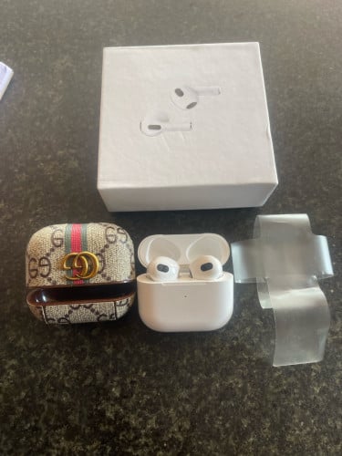 លក់កាស់ប្លូធូ ១ឈុត ថ្មីប្រអប់