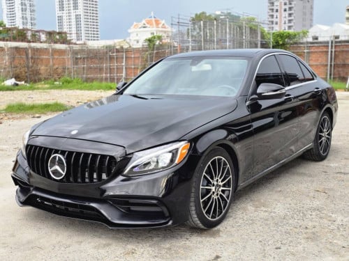 ឡានលក់ C300