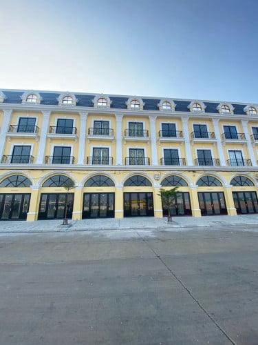 ផ្ទះអាជីវកម្មសម្រាប់លក់នៅគម្រោងocic (ផ្ទះស្អាតតម្លៃល្អ)