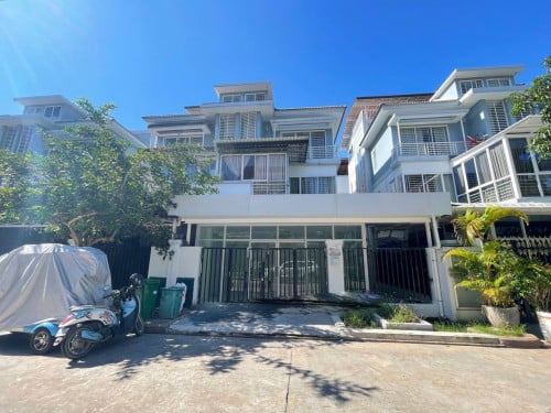 វីឡាTwinA សម្រាប់ លក់ l TwinA villa  For Sale