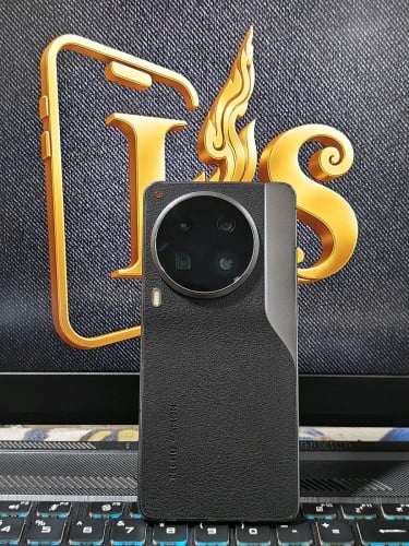 📱TECNO CAMON 30 Premier 5G / ក្រុមហ៊ុន 💾RAM12G+12G/Storage512G✅នៅស្អាត98%(លក់មានការធានាត្រឹមត្រូវ)