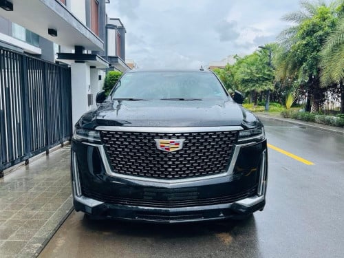 Escalade ESV ម៉ាសូត V6 Full Option 2021 លក់ 145000$ មានលុយ50%យកឡានបាន