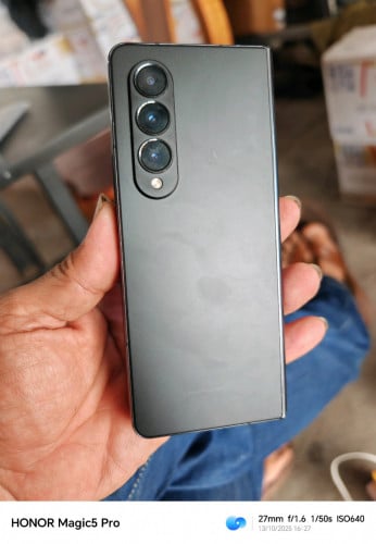 Fold4ក្រុមហ៊ុន12g256gខូចក្នុងក្រៅជាំទូចខាងលើតម្លៃល្អ135