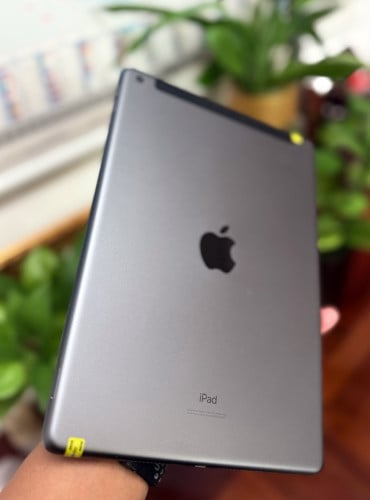 iPad 7 សុំនំហ្សុីន 75$