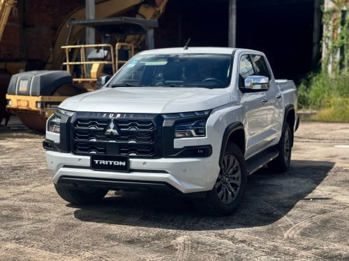 Mitsubishi Triton GLS Extra Plus (full option)