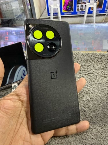 Oneplus 12 5G Ram16G Memory512G Global Sim2 មានឆ្នាំងសាក