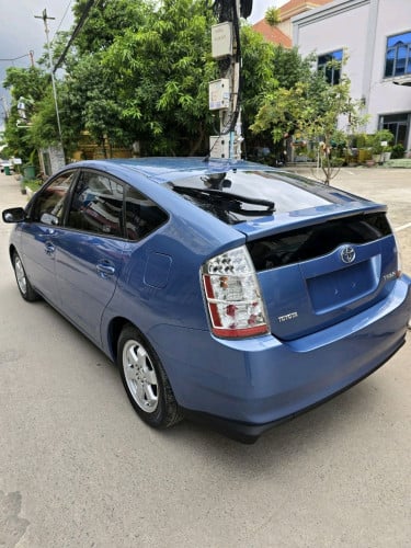 ToyotaPrius 08 Fulloption មានប្រមូលសិនពិសេស ថែមការដូរជាច្រើនមុខ សម្រាប់បងប្អូន