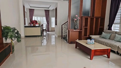 Villa For Rent at Marko Sen Sok