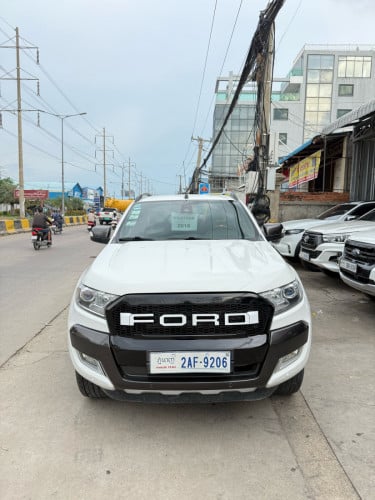 Wildtrak 2016 ឡានខ្ចីស្រស់​ ទឹកថ្នាំសុីន95%