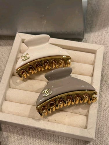 ដង្កៀបមុខធំ ម៉ូដថ្មូ