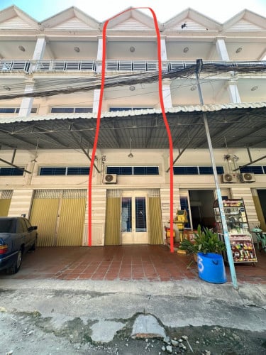 ផ្ទះលក់ក្រុងតាខ្មៅ