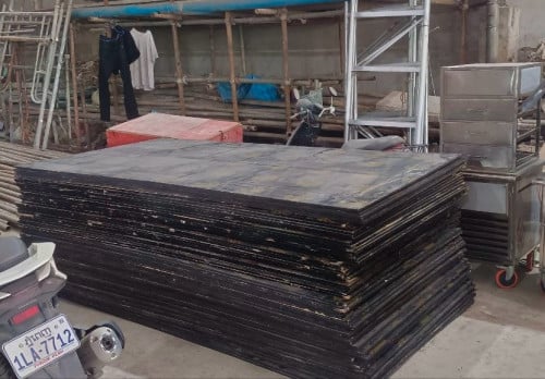 ក្ដាបាតឃ្លាំងសាច់ហាប់ល្អតម្លៃធូរៗ