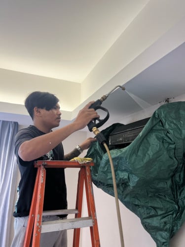 សេវាកម្មលាងសម្អាតម៉ាសុីនត្រជាក់ម៉ាសុីនបោកគក់នឹងទូរទឹកកក