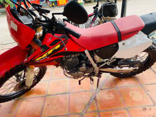 ម៉ូតូលក់