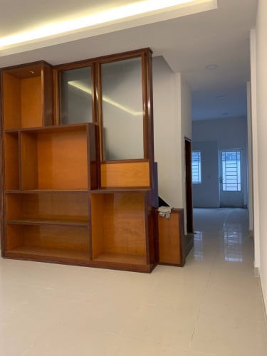 ផ្ទះលក់ឈូកវ៉ា2លក់ប្រញ៉ាប់លុយ