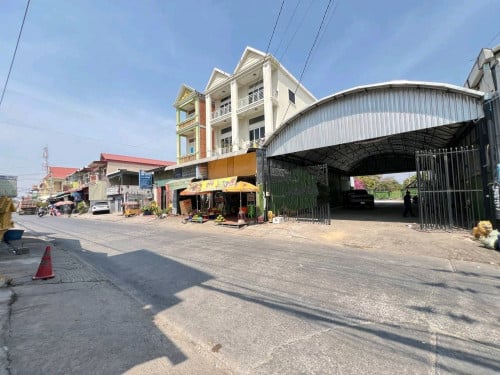 តម្លៃក្រោមទីផ្សារ50%ពិតៗ