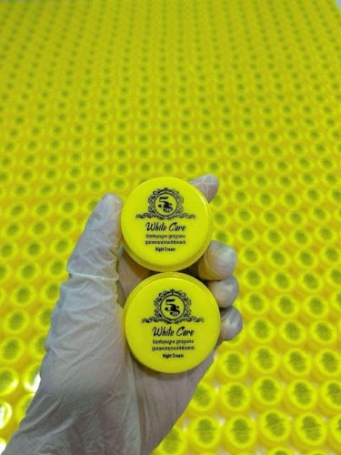 គ្រីមSakura white care