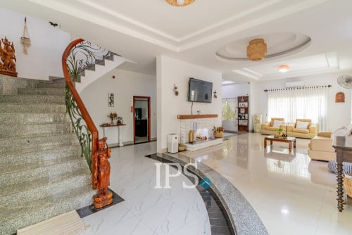 #សម្រាប់លក់ វីឡា 4 បន្ទប់គេង🏠🌿-📍ជ្រោយចង្វារ, ភ្នំពេញ