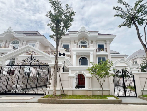 វីឡាឃ្វីនសម្រាប់ជួល | Villa Queen for Rent