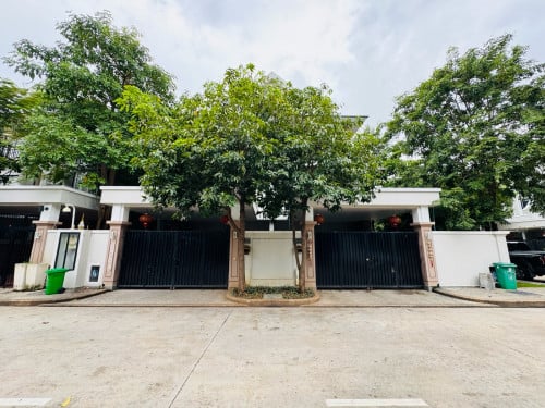 8 Bedrooms For Rent At Peng Hout 60M Close to ISPP & Aeon mall3