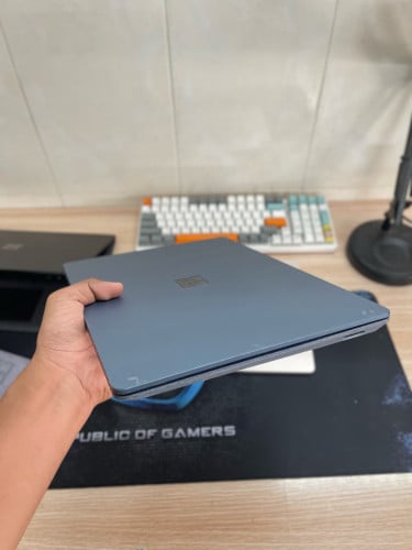 Microsoft Surface Laptop 1 (13.5”)