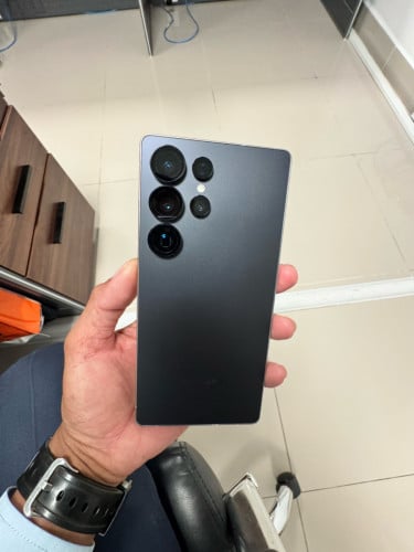 Samsung S25 Ultra 256 GB ស្អាត 99%