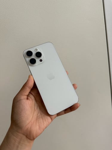 sell 15pro max 256g Za Sim2 Scan 98.9% Freeផ្លុំ