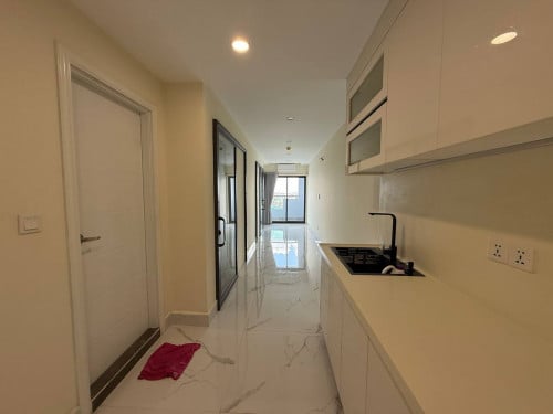 UK Condo 271 for Sale