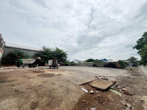 ដីសម្រាប់លក់​ នៅភ្នំពេញថ្មី​ ជិតផ្លូវហាណូយ​ជិតបឋមសិក្សារភ្នំពេញថ្មី