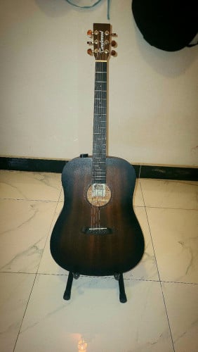 ហ្គីតា Tanglewood 41' សាច់ឈើសុទ្ធល្អមួយតួខ្លួន
