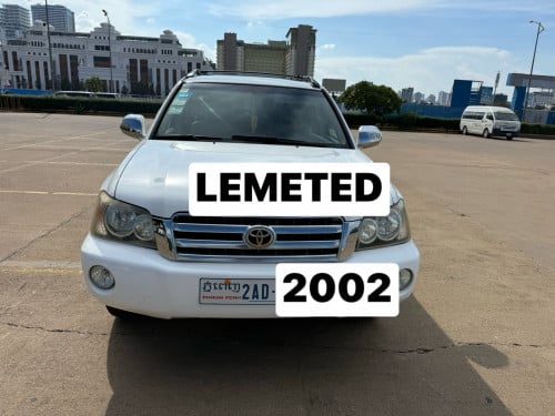 ឡានលក់ឆ្នាំ2002-ប៉ុង(1)លីមីធីតក្នុងលឿងបេីកដំបួលលក់13400$