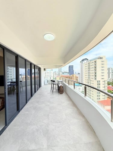 𝐋𝐞 𝐂𝐨𝐧𝐝𝐞́ 𝐁𝐊𝐊𝟏 𝟑 𝐁𝐞𝐝𝐫𝐨𝐨𝐦 Big Promotion On October