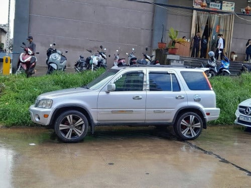 រថយន្តសម្រាប់លក់ CR-V 97