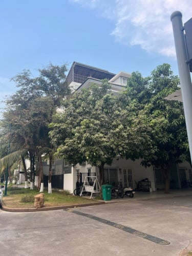 វីឡា LA កែងសម្រាប់ជួលនៅបុរី ប៉េងហួត 598