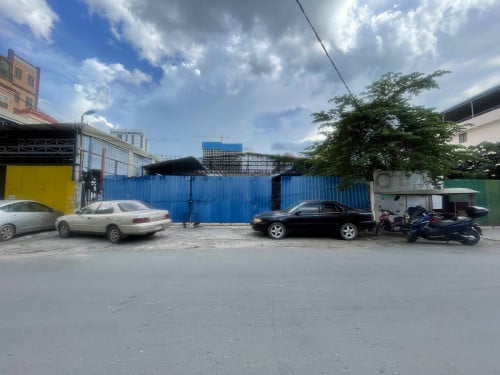 ដីសម្រាប់ជួល នៅទួលទំពូង | Land for rent at Toul Tumpong