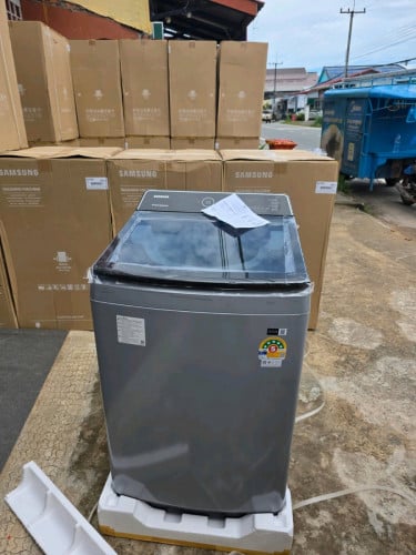 មានលក់ម៉ាស៊ីនបោកគក់ Samsung 12 kg ថែមជើង