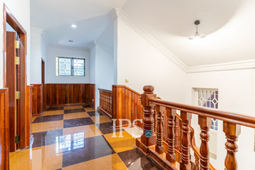 #សម្រាប់លក់ វីឡា ៤ បន្ទប់គេង🏠🌿-📍ជ្រោយចង្វារ, ភ្នំពេញ