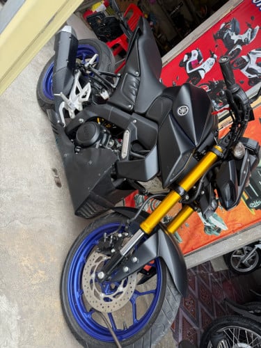 ត្រូវការលក់ Yamaha MT 15  2022 ប្រភេទម៉ូតូនៅខ្ចីសុំនុំហ្សុីន