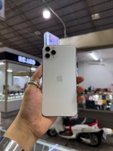 11ProMax 64G សំណុំសុីន​