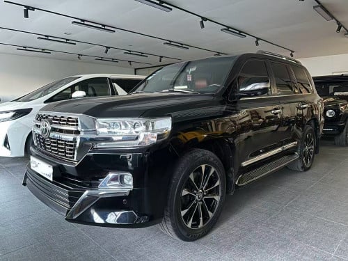 2019 Land Cruiser Diesel V8