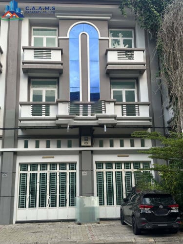 House for Rent – 3 Flats (Whole Building)