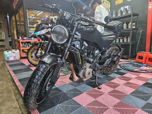 Husqvarna Svartpilen 401 2022។ជាមួយម៉ាសុីន 373cc