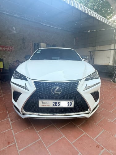 Lexus NX300 F-sport 2018