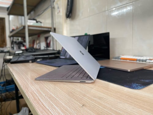 Microsoft Surface Laptop 2 (13.5”)
