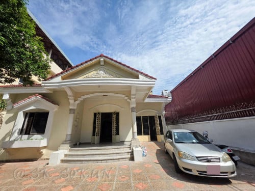 Office & Residency Villa for rent in Tuol Tumpoung II