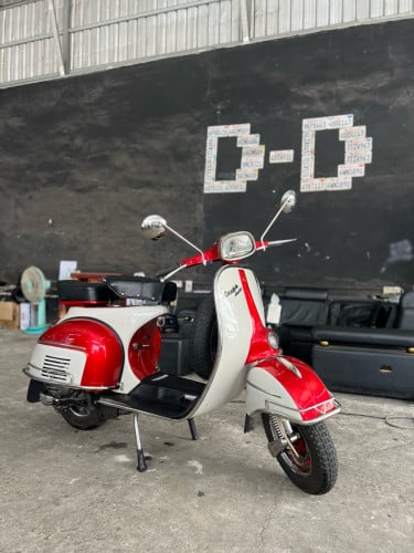 Vespa Sprint 150 សេរីចាស់​ ឆ្នាំ​1968