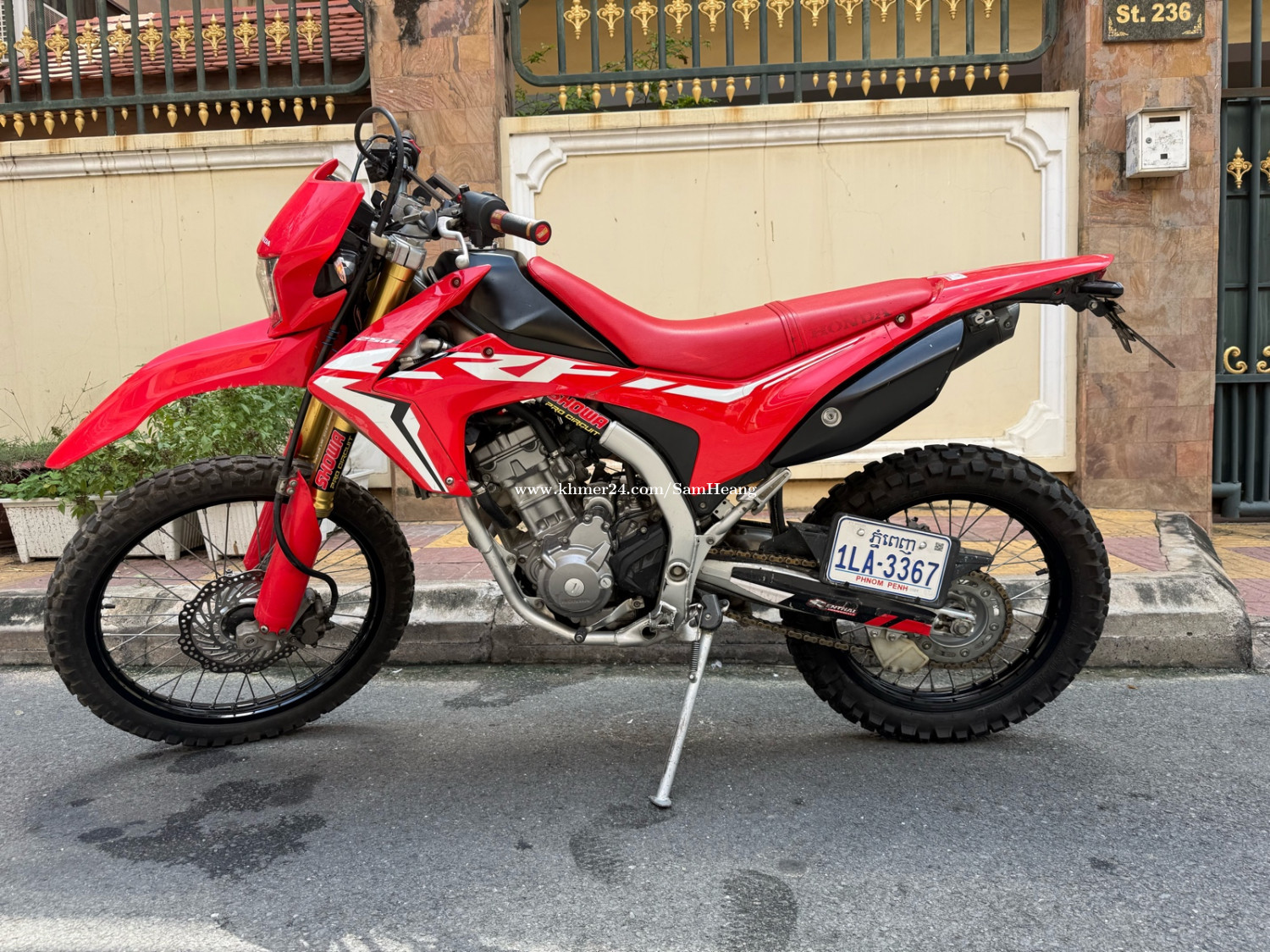 Honda CRF 250 Japan price in Boeng Prolit, Prampir