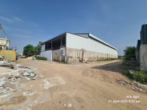 ឃ្លាំងជួល​ ក្រោយបឹងបៃតង​ ភ្នំពេញថ្មី​ សែនសុខ