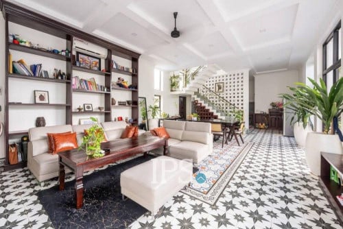 វីឡាប្រណិតសំរាប់លក់ នៅសែនសុខ